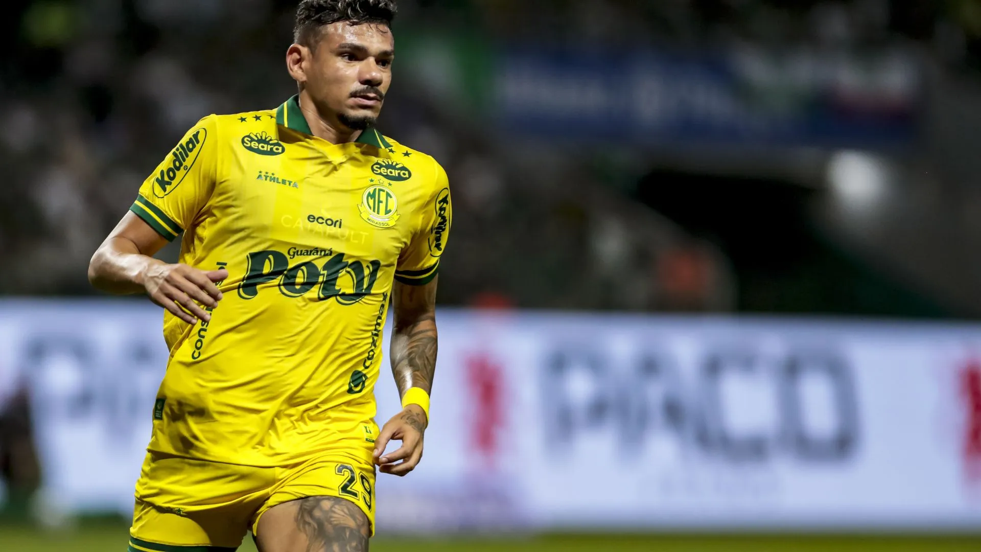 Tiquinho Soares, atacante do Mirassol