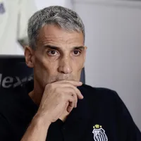 Santos perde nos acréscimos para o Internacional e saída de Juan Pablo Vojvoda ganha força