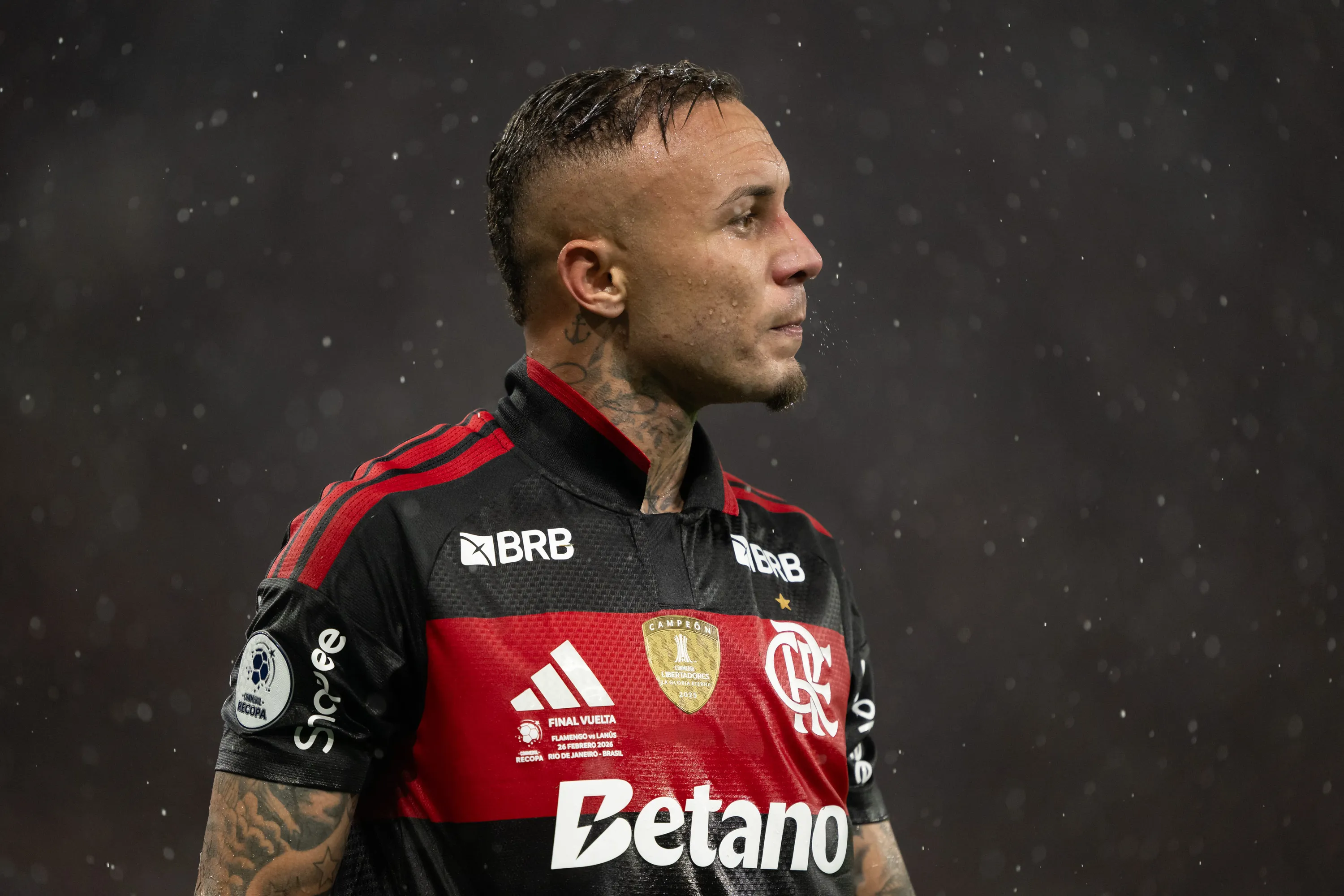 RJ – RIO DE JANEIRO – 26/02/2026 – FLAMENGO X LANUS – Everton Cebolinha jogador do Flamengo durante partida contra o Lanus no estadio Maracana pelo campeonato [COMPETICAO]. Foto: Jorge Rodrigues/AGIF