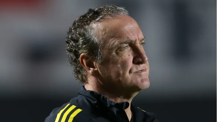 Cuca tecnico do Atletico durante a partida contra o Sao Paulo no estadio Morumbis em Sao Paulo (SP), pelo campeonato Brasileiro A 2025. Foto: Marlon Costa/AGIF