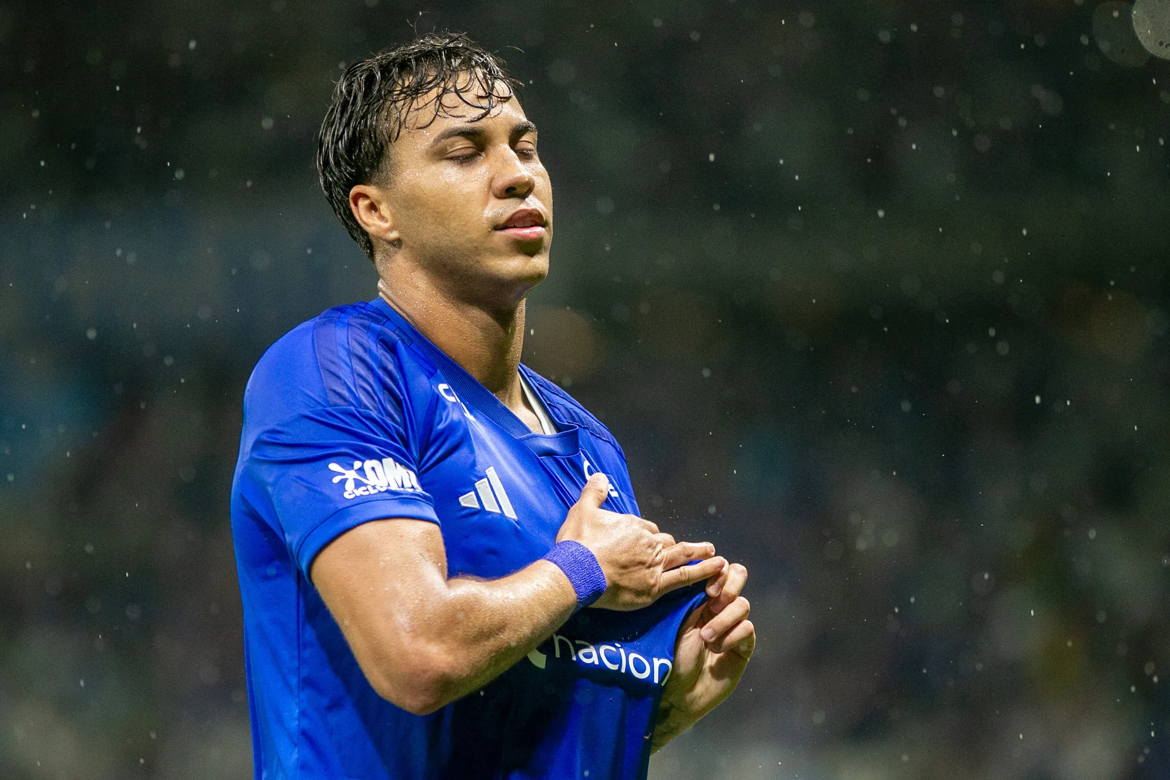 MG – BELO HORIZONTE – 08/02/2026 – MINEIRO 2026, CRUZEIRO X AMERICA-MG – Kaio Jorge jogador do Cruzeiro comemora seu gol durante partida contra o America-MG no estadio Mineirao pelo campeonato Mineiro 2026. Foto: Fernando Moreno/AGIF