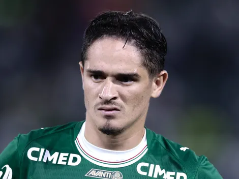 Abel indica volta de Khellven ao time titular do Palmeiras