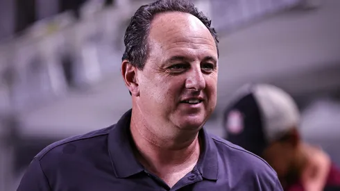 Rogério Ceni durante confronto contra o Corinthians no Brasileirão de 2026.