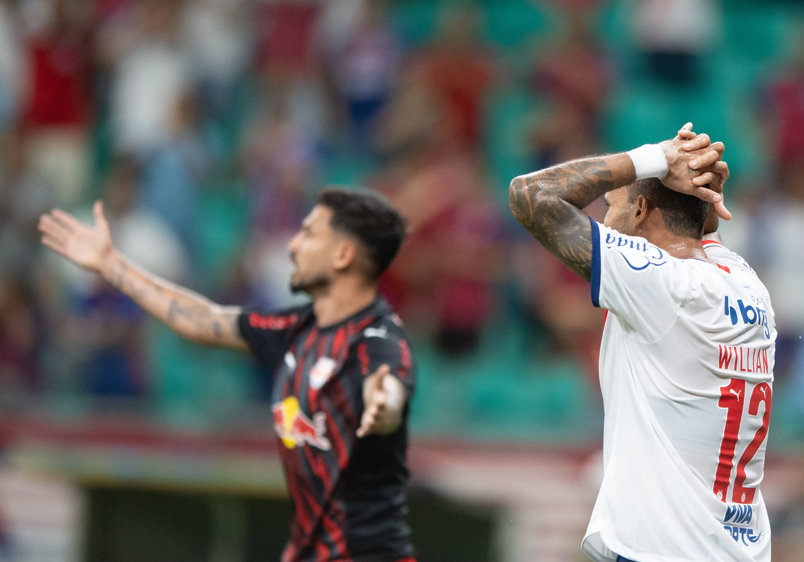BA – SALVADOR – 18/03/2026 – BRASILEIRO A 2025, BAHIA X BRAGANTINO – Willian Jose jogador do Bahia lamenta durante partida contra o Bragantino no estadio Arena Fonte Nova pelo campeonato [COMPETICAO]. Foto: Jhony Pinho/AGIF