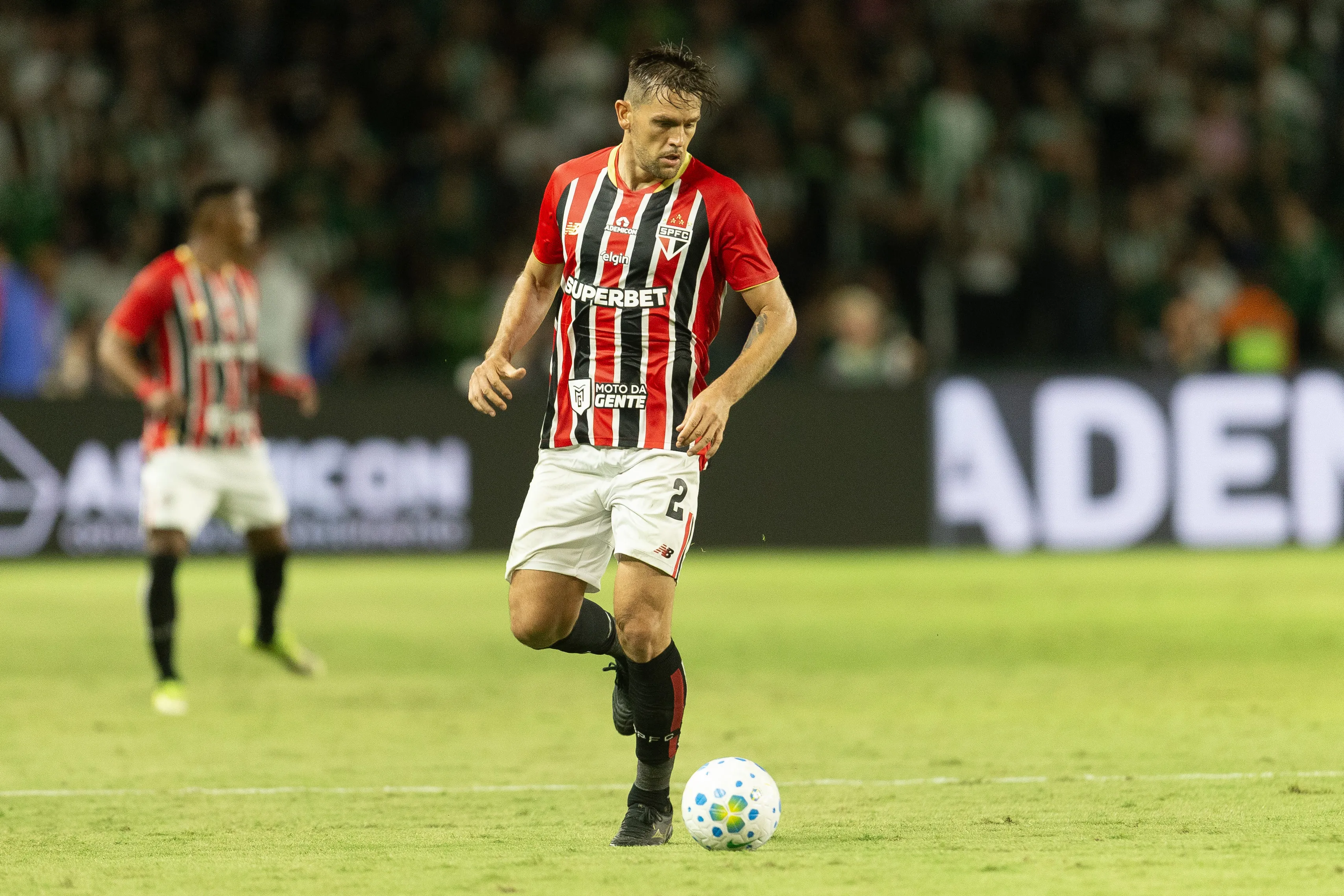 Tolói atuando no São Paulo – Foto: Hedeson Alves/AGIF