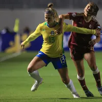 Fê Palermo critica contratação de Cuca no Santos