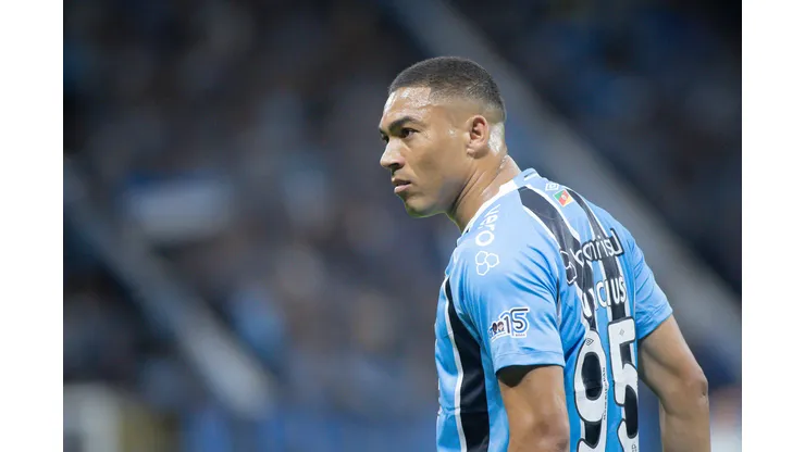 Carlos Vinícius, jogador do Grêmio