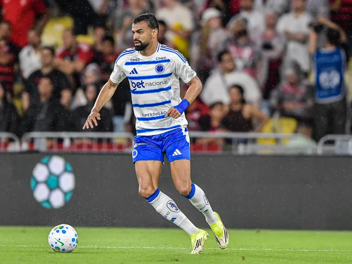 Fabrício Bruno pede mais intensidade do Cruzeiro no Brasileirão