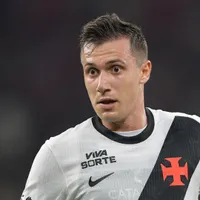 Torcida do Grêmio pede Lucas Piton, lateral do Vasco, para substituir Marlon