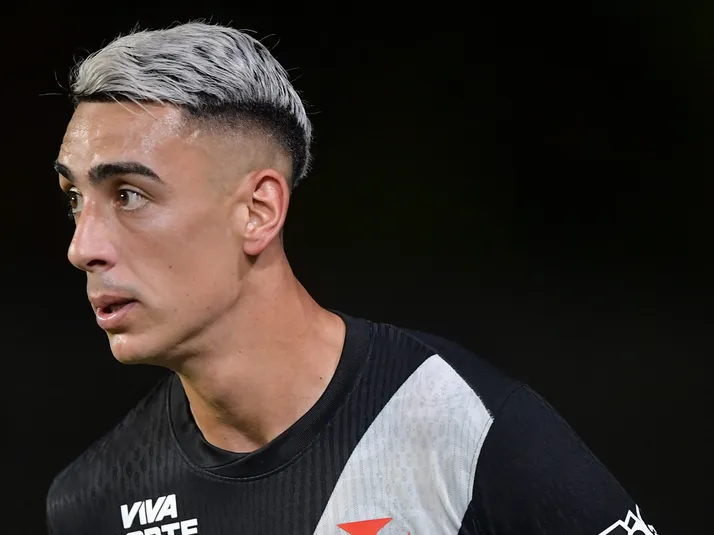 Puma Rodríguez é convocado pelo Uruguai e pode ser desfalque do Vasco