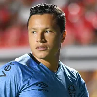 Marlon pode retornar à disposição do Grêmio em três meses