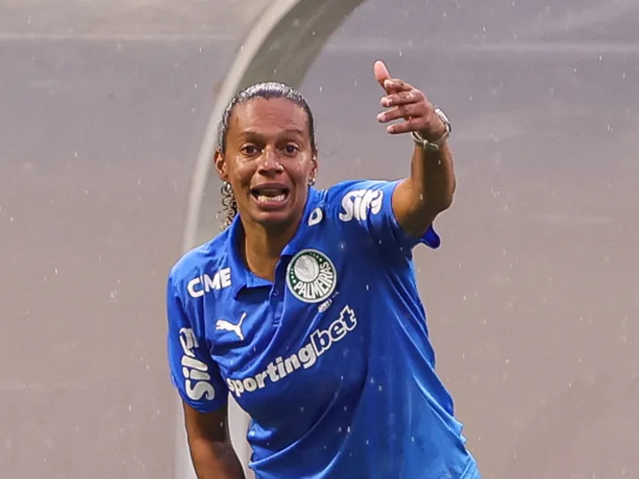 Palmeiras quer manter liderança no Brasileirão Feminino contra o Vitória