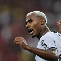 Cuiabano, lateral do Vasco, vive boa fase antes de encarar o Grêmio