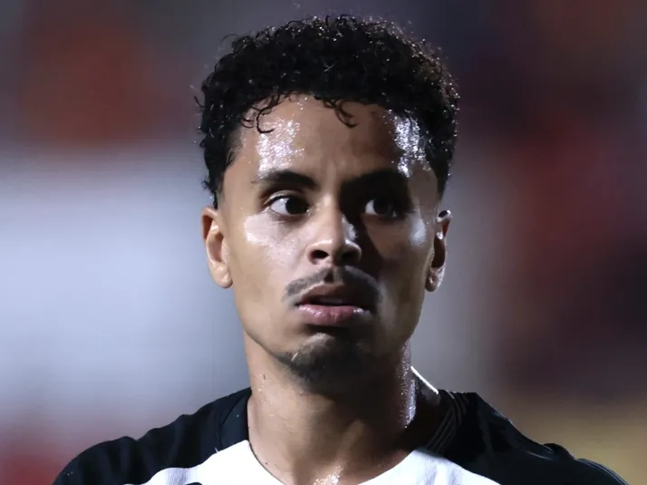 Allan não enfrenta o Flamengo após decisão do Corinthians