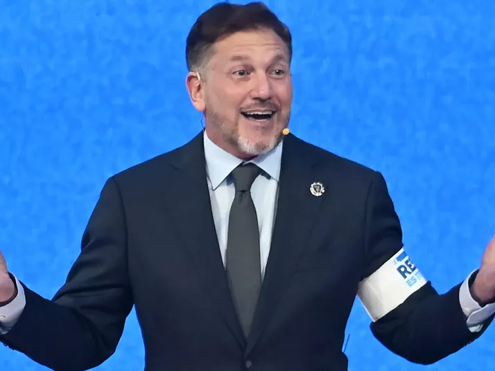 Presidente da Conmebol reage ao retorno do Cruzeiro à Libertadores