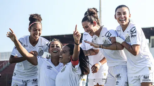 Santos Feminino (Fotos: Reinaldo Campos/ Santos F.C.)