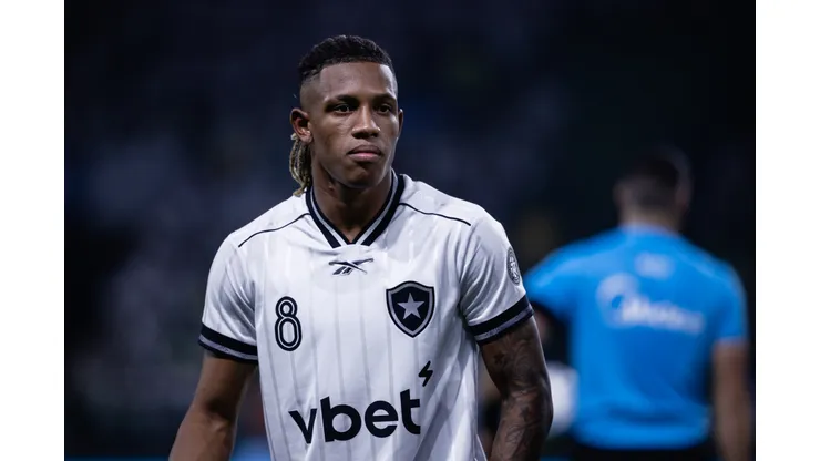 SP - SAO PAULO - 18/03/2026 - BRASILEIRO A 2026, PALMEIRAS X BOTAFOGO - Danilo jogador do Botafogo durante partida contra o Palmeiras no estadio Arena Allianz Parque pelo campeonato Brasileiro A 2026. Foto: Ettore Chiereguini/AGIF