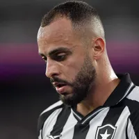 Botafogo ouve 'não' do Corinthians por Arthur Cabral