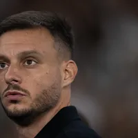 Pressão sobre Anselmi no Botafogo aumenta risco de demissão