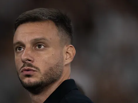 Pressão sobre Anselmi no Botafogo aumenta risco de demissão