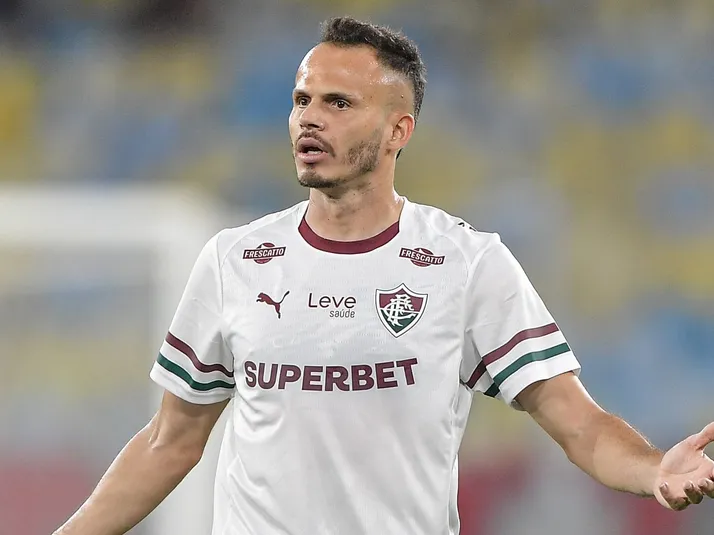 Fluminense acerta renovação de Renê até 2027