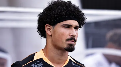 André Ramalho durante confronto contra o Ceará no Brasileirão de 2025.