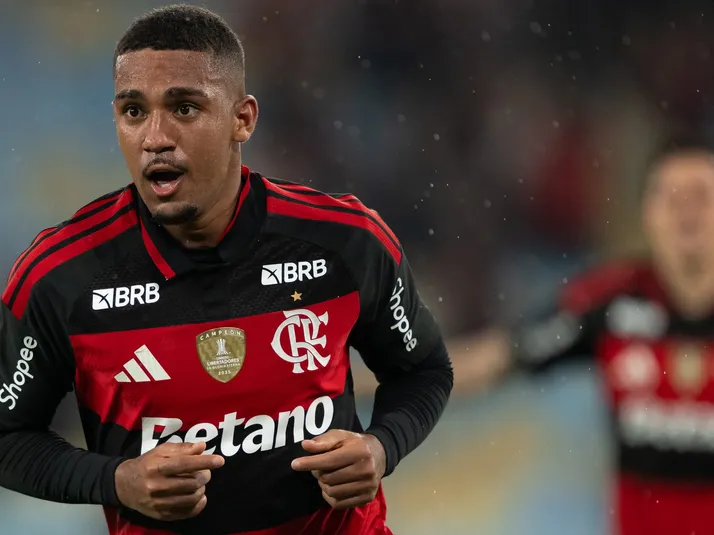 Samuel Lino ganha mais protagonismo no Flamengo