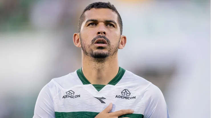 Bruno Melo durante partida contra a Chapecoense no Brasileirão de 2026.
