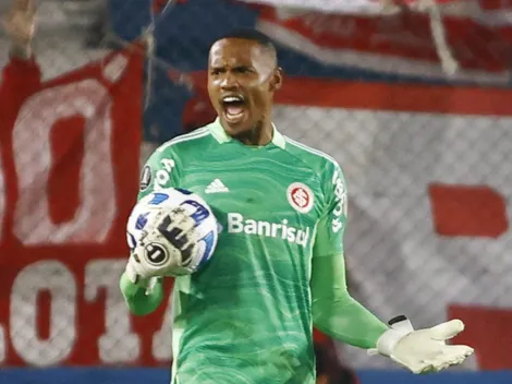 John relembra que não conversar com Coudet ao perder titularidade