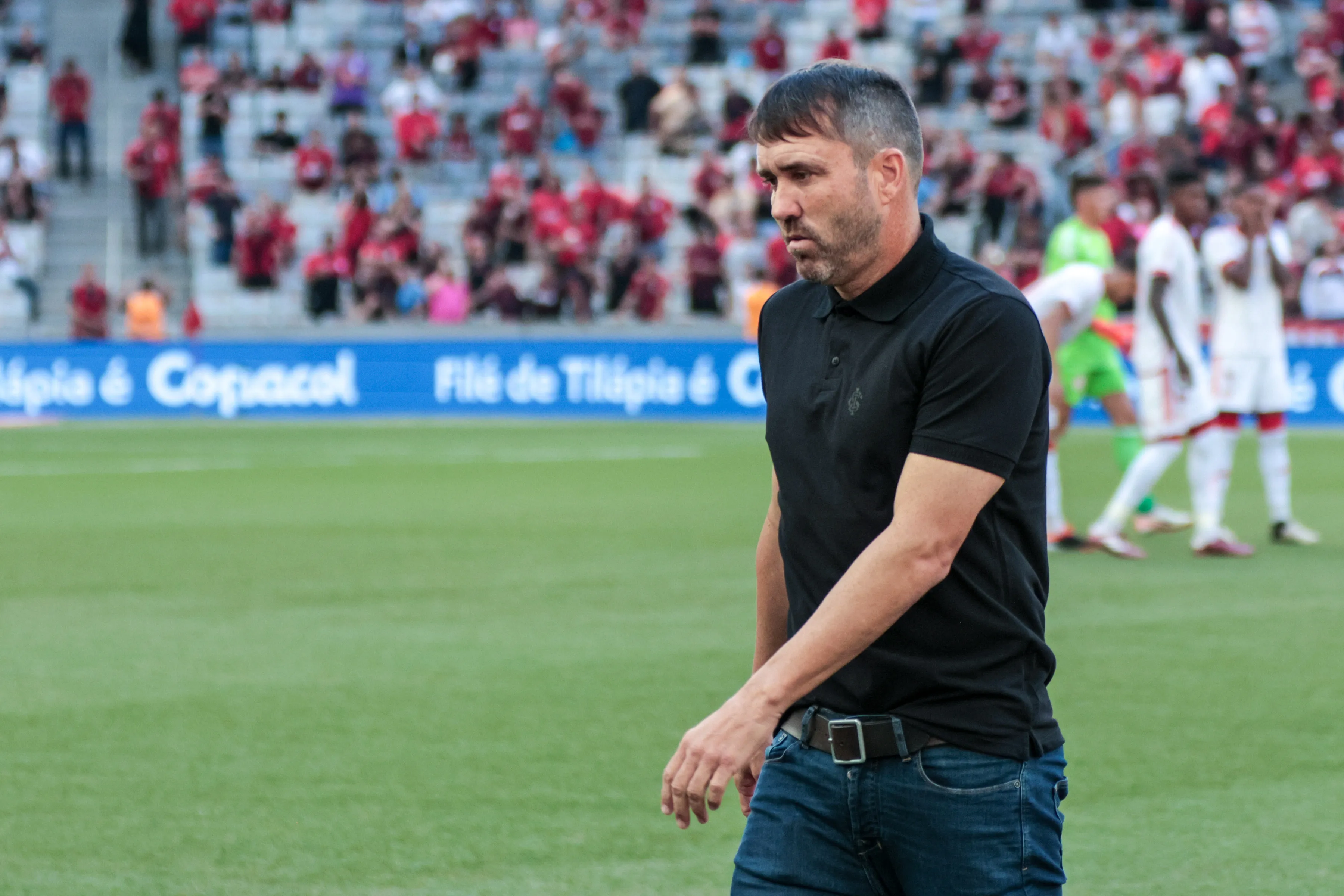 Eduardo Coudet tecnico do Internacional durante partida contra o Athletico-PR no estadio Arena da Baixada pelo campeonato Brasileiro A 2024. Foto: Robson Mafra/AGIF