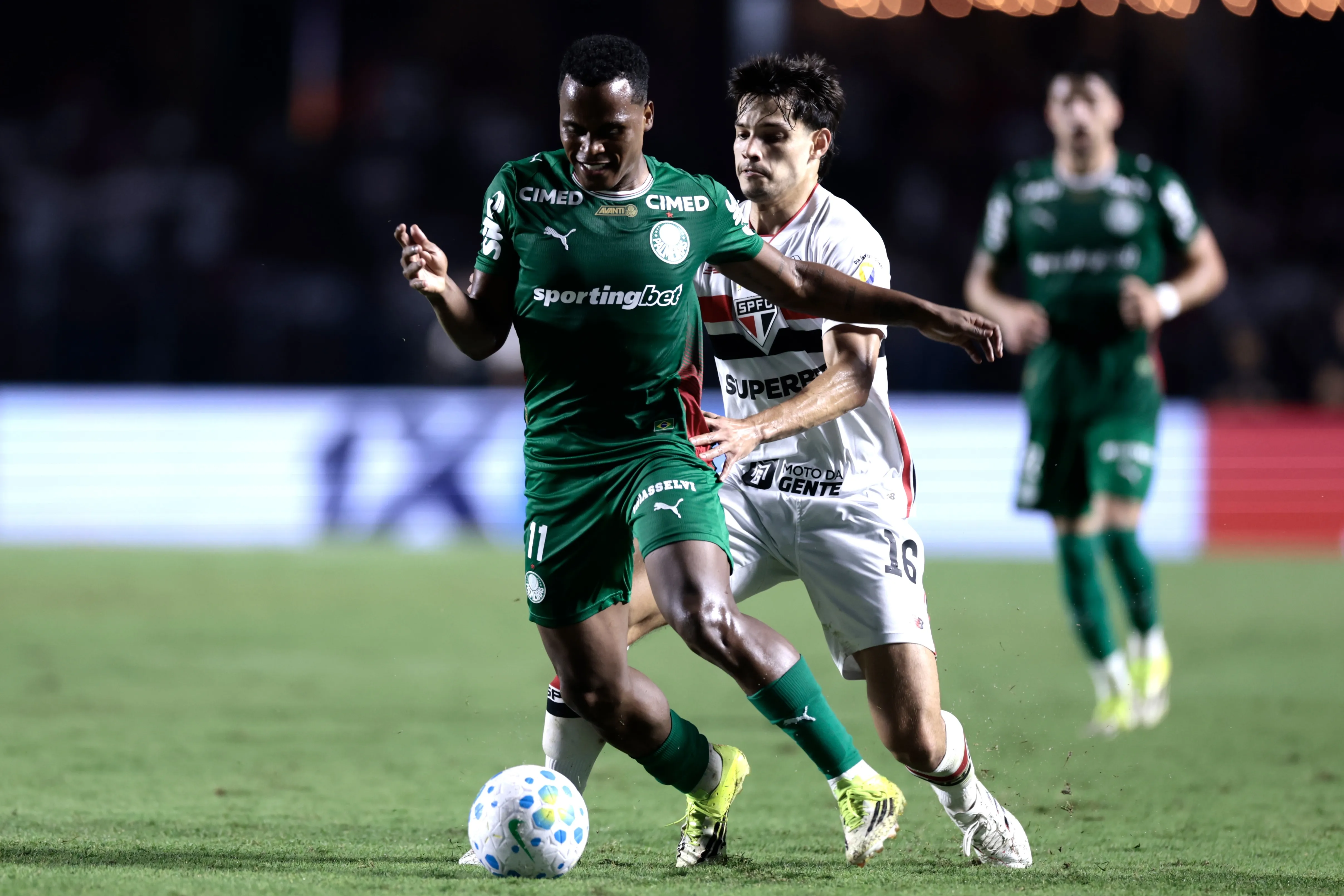 Arias jogador do Palmeiras durante partida contra o Sao Paulo no estadio Morumbi pelo campeonato Brasileiro A 2026. Foto: Marcello Zambrana/AGIF