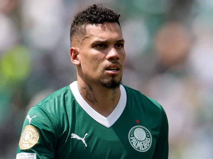 Auxiliar de Abel Ferreira atualiza situação de Paulinho no Palmeiras