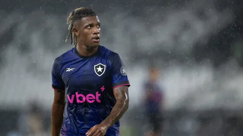 Danilo jogador do Botafogo durante partida contra o Bangu no estádio Engenhão pelo campeonato Carioca 2026. Foto: Jorge Rodrigues/AGIF
