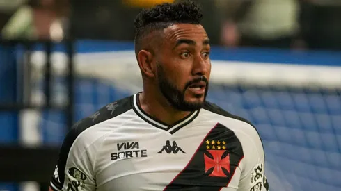 Payet durante confronto entre Vasco e Madureira no Carioca de 2025.
