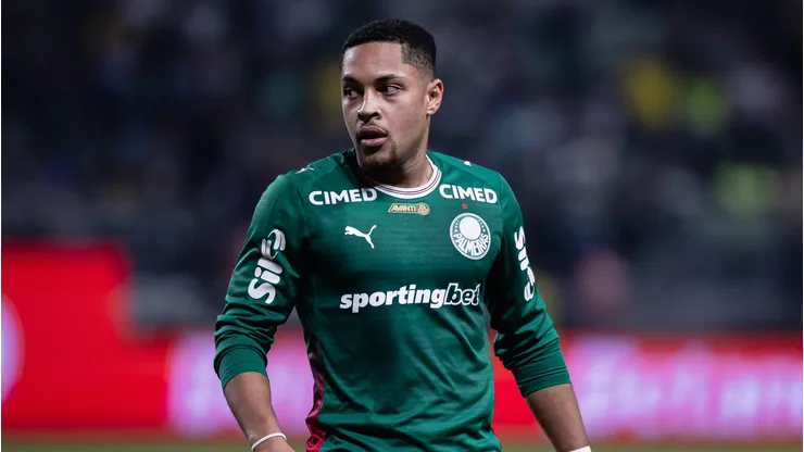Vitor Roque jogador do Palmeiras durante partida contra o Botafogo no estadio Arena Allianz Parque pelo campeonato Brasileiro A 2026. Foto: Ettore Chiereguini/AGIF