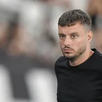 Textor via teimosia e decidiu demitir Anselmi do Botafogo