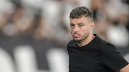 Anselmi, ex-técnico do Botafogo. Foto: Thiago Ribeiro/AGIF