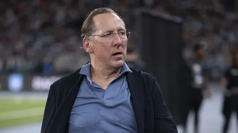 John Textor dono da saf do Botafogo apos a partida contra o Racing no estadio Engenhao pelo campeonato Recopa Sul-americana 2025. Foto: Jorge Rodrigues/AGIF