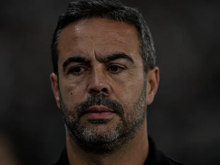 Matheus Pereira analisa Artur Jorge no Cruzeiro