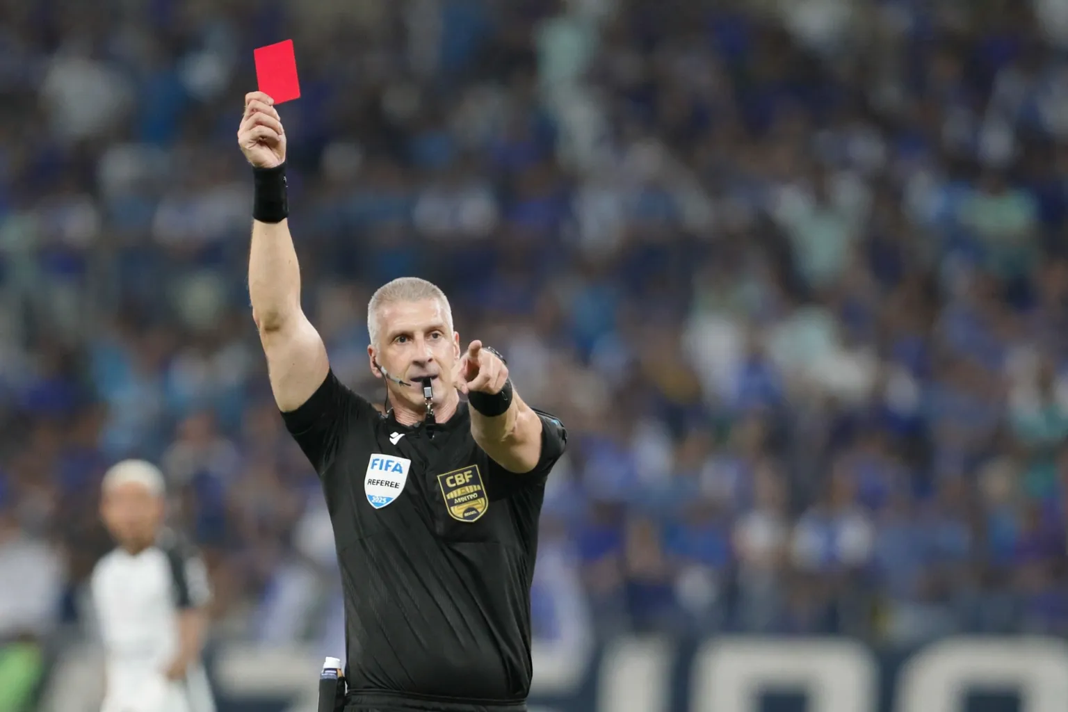 Anderson Daronco durante partida entre Cruzeiro e Corinthians no estadio Mineirao pelo campeonato Copa Do Brasil 2025. Foto: Gilson Lobo/AGIF