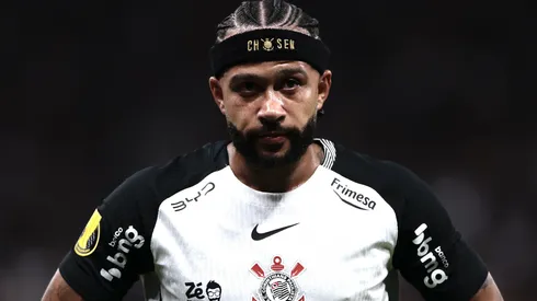 Memphis Depay jogador do Corinthians lamenta durante partida contra o Palmeiras no estádio Arena Corinthians pelo campeonato Paulista 2026. Foto: Marcello Zambrana/AGIF