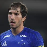 Lucas Silva liga alerta para situação do Cruzeiro