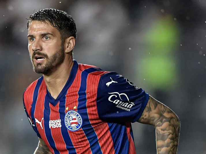 Ceni explica que Everaldo deveria ter cobrado o pênalti errado por Juba