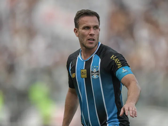 Grêmio define permanência de Arthur como prioridade após fala sobre Juventus-ITA