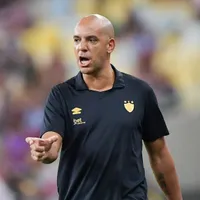 Botafogo avalia Pepa como substituto de Anselmi