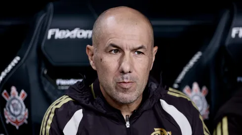 Leonardo Jardim tecnico do Flamengo durante partida contra o Corinthians no estadio Arena Corinthians pelo campeonato Brasileiro A 2026. Foto: Marcello Zambrana/AGIF