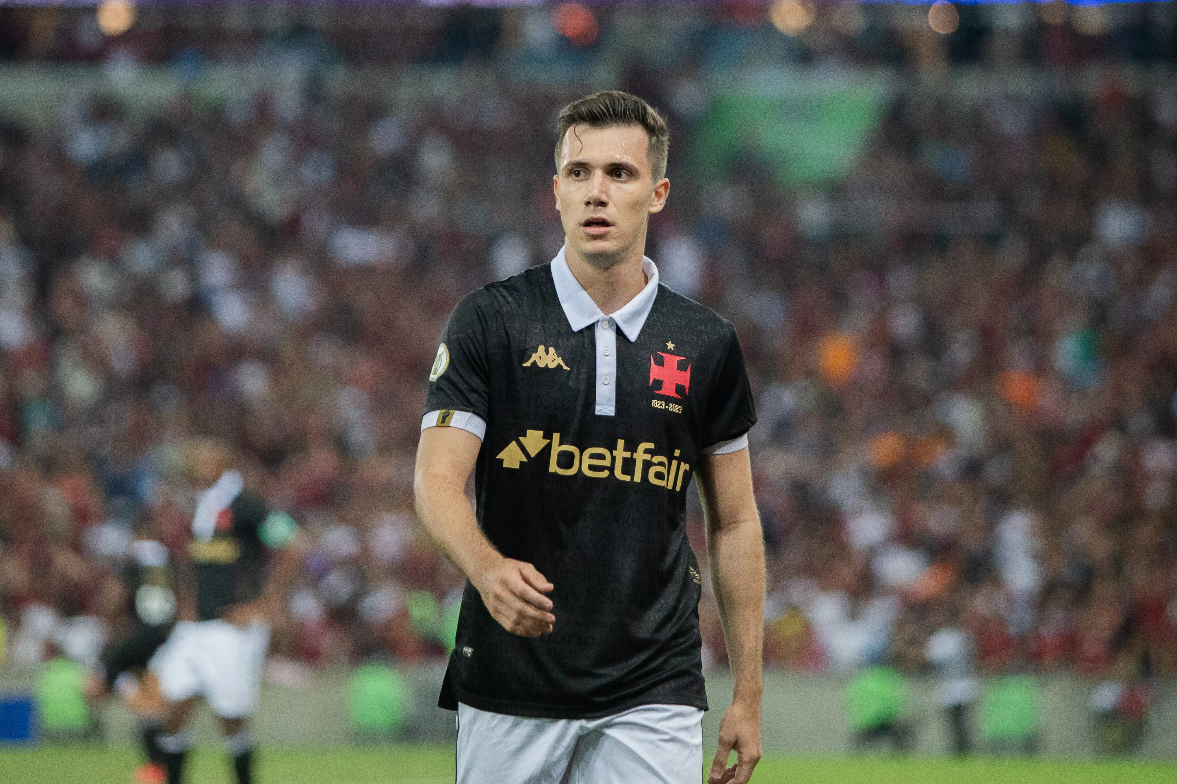 SP – RIO DE JANEIRO – 02/06/2024 – BRASILEIRO A 2024, VASCO X FLAMENGO – Lucas Piton jogador do Vasco durante partida contra o Flamengo no estadio Maracana pelo campeonato Brasileiro A 2024. Foto: Thiago Vasconcelos Dos Santos/AGIF