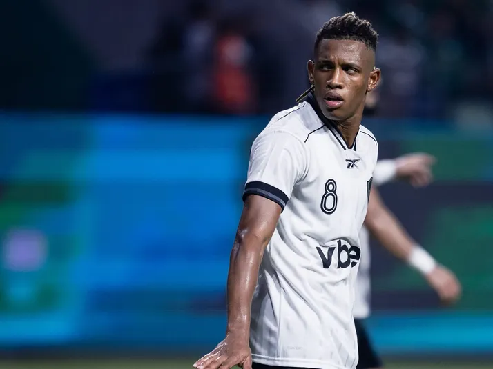 Danilo revela 'resenha' com dirigente do Palmeiras