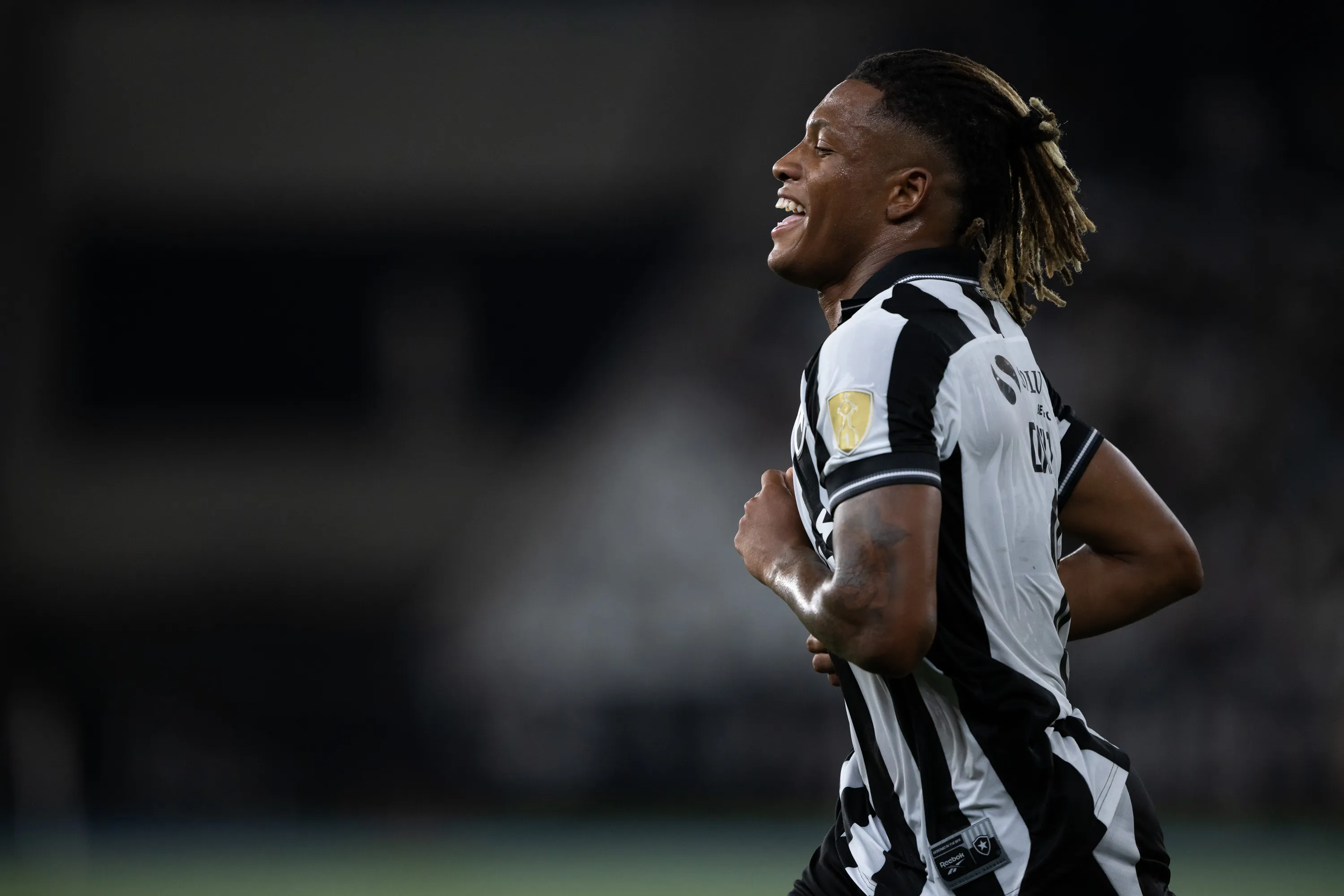 Danilo jogador do Botafogo comemora seu gol durante partida contra o Nacional Potosi no estadio Engenhao pelo campeonato Copa Libertadores 2026. Foto: Jorge Rodrigues/AGIF