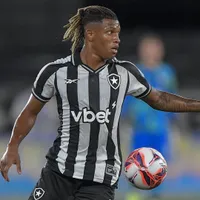 Danilo prega foco no Botafogo após papo com dirigente palmeirense